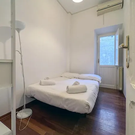 Jhhit San Pietro Modern Apartamento *